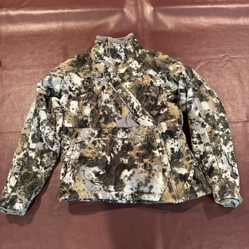Sitka Fanatic hunting jacket in elevated II pattern.